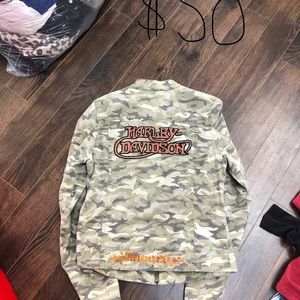 Women’s camo Harley Davidson jacket